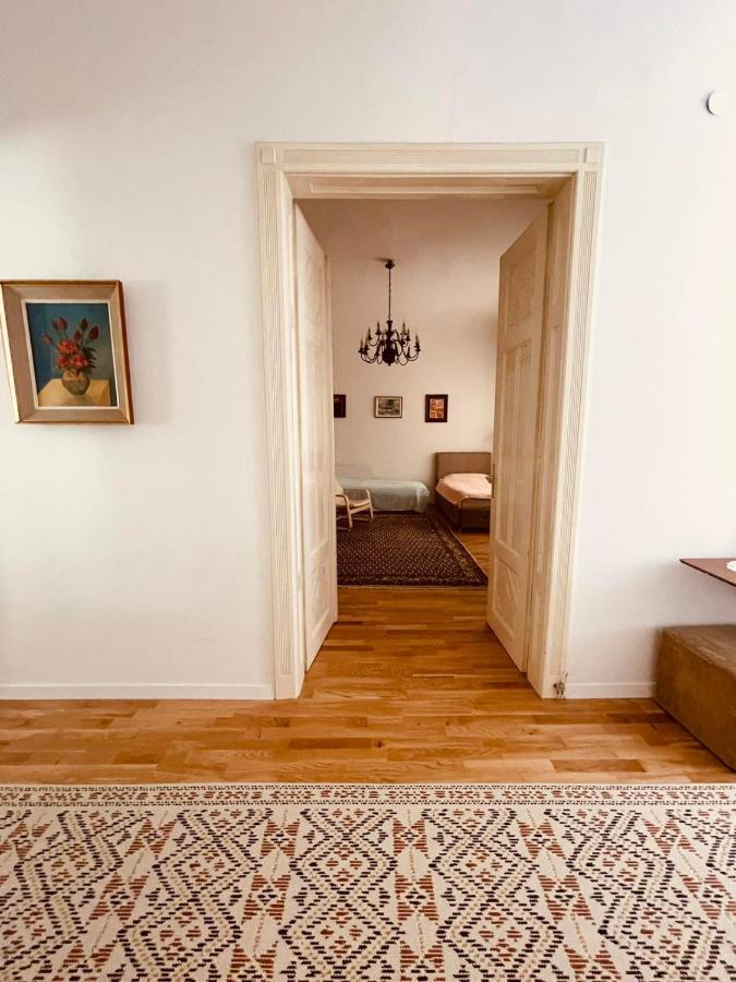 The Best Location Salon Apartment With Main Street View SJJ Exterior foto