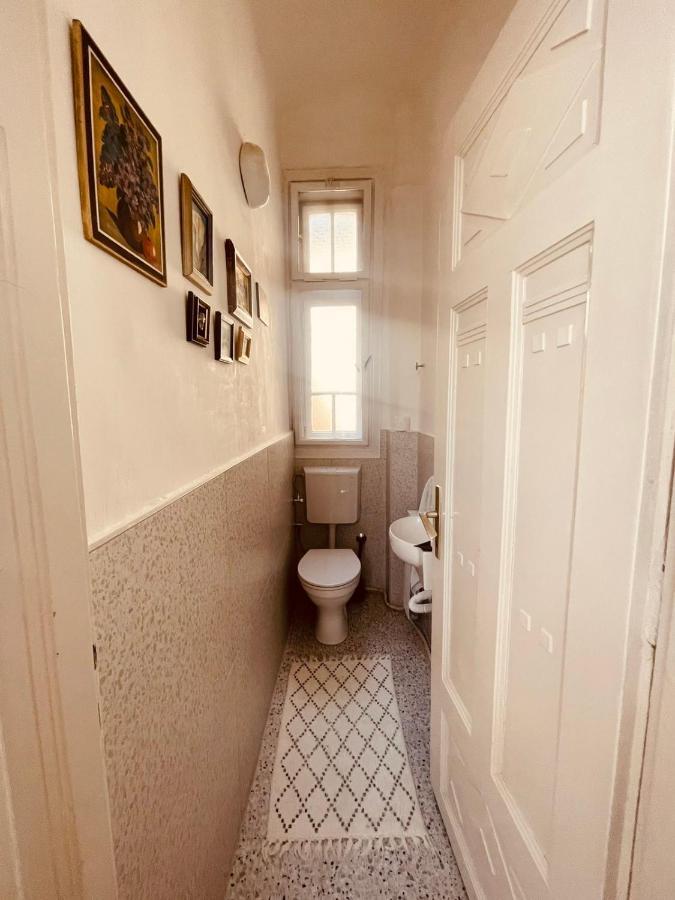 The Best Location Salon Apartment With Main Street View SJJ Exterior foto