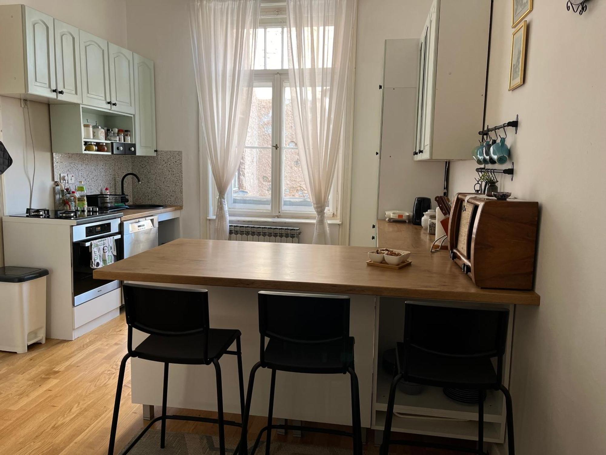 The Best Location Salon Apartment With Main Street View SJJ Exterior foto
