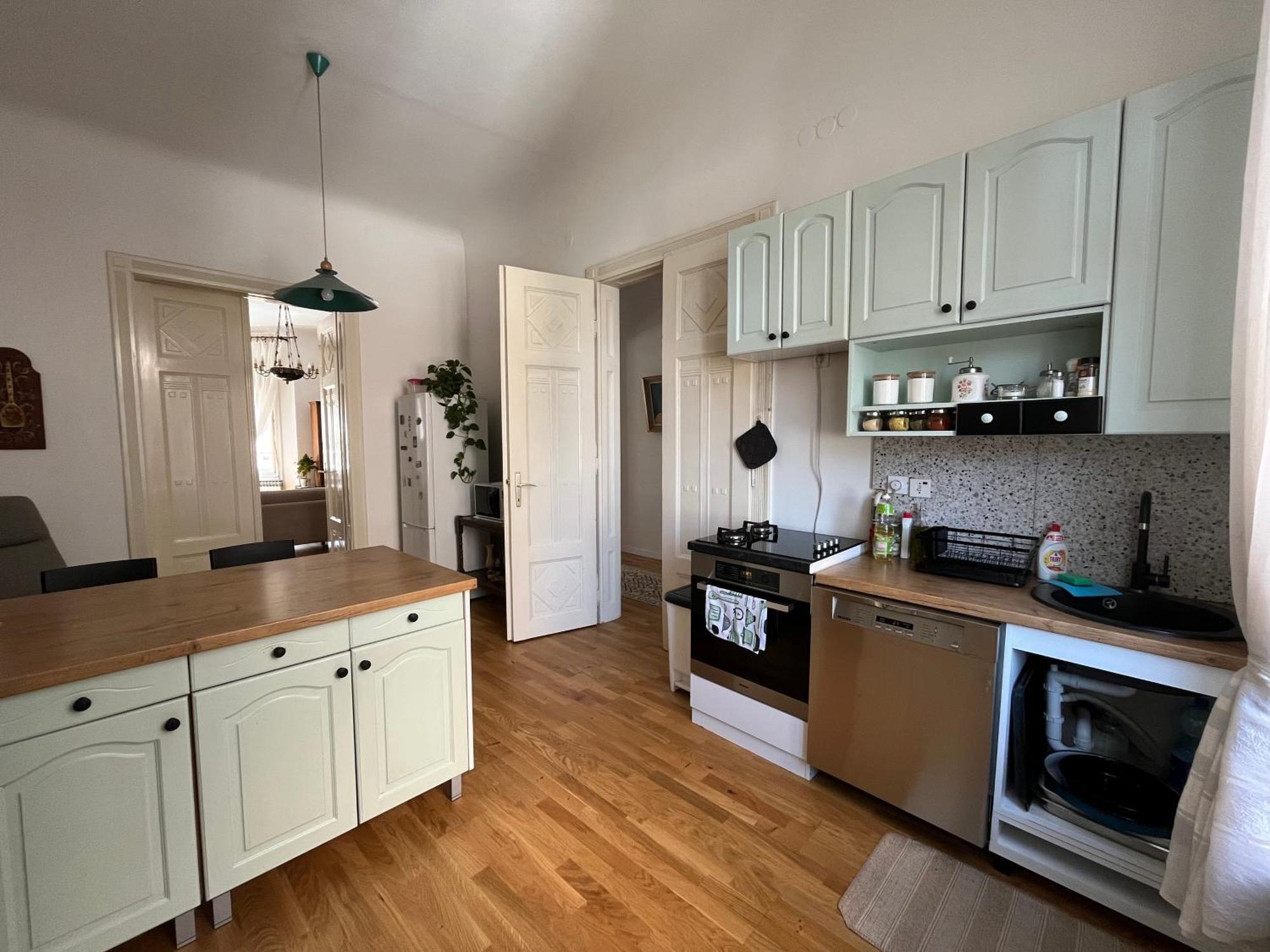 The Best Location Salon Apartment With Main Street View SJJ Exterior foto